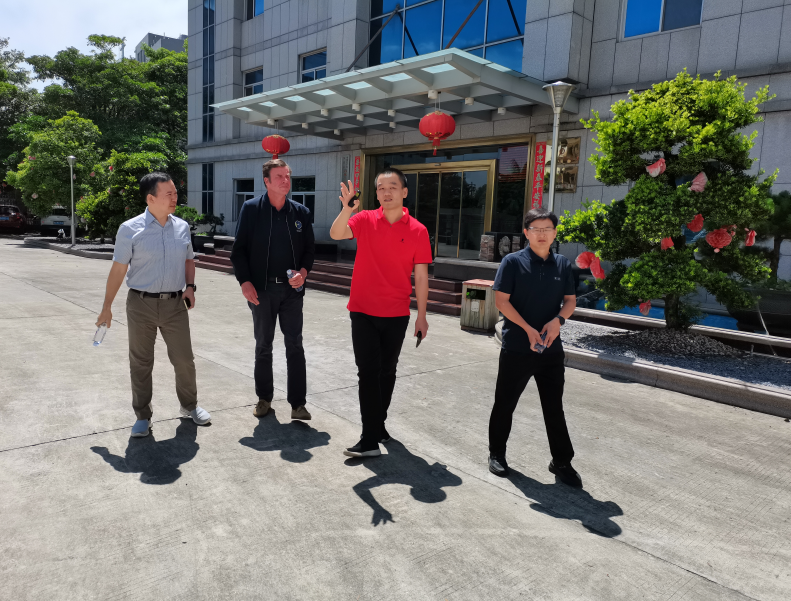 英偉首席執(zhí)行官Patrick Waty先生以及中國(guó)區(qū)商務(wù)總監(jiān)溫明博士來(lái)訪